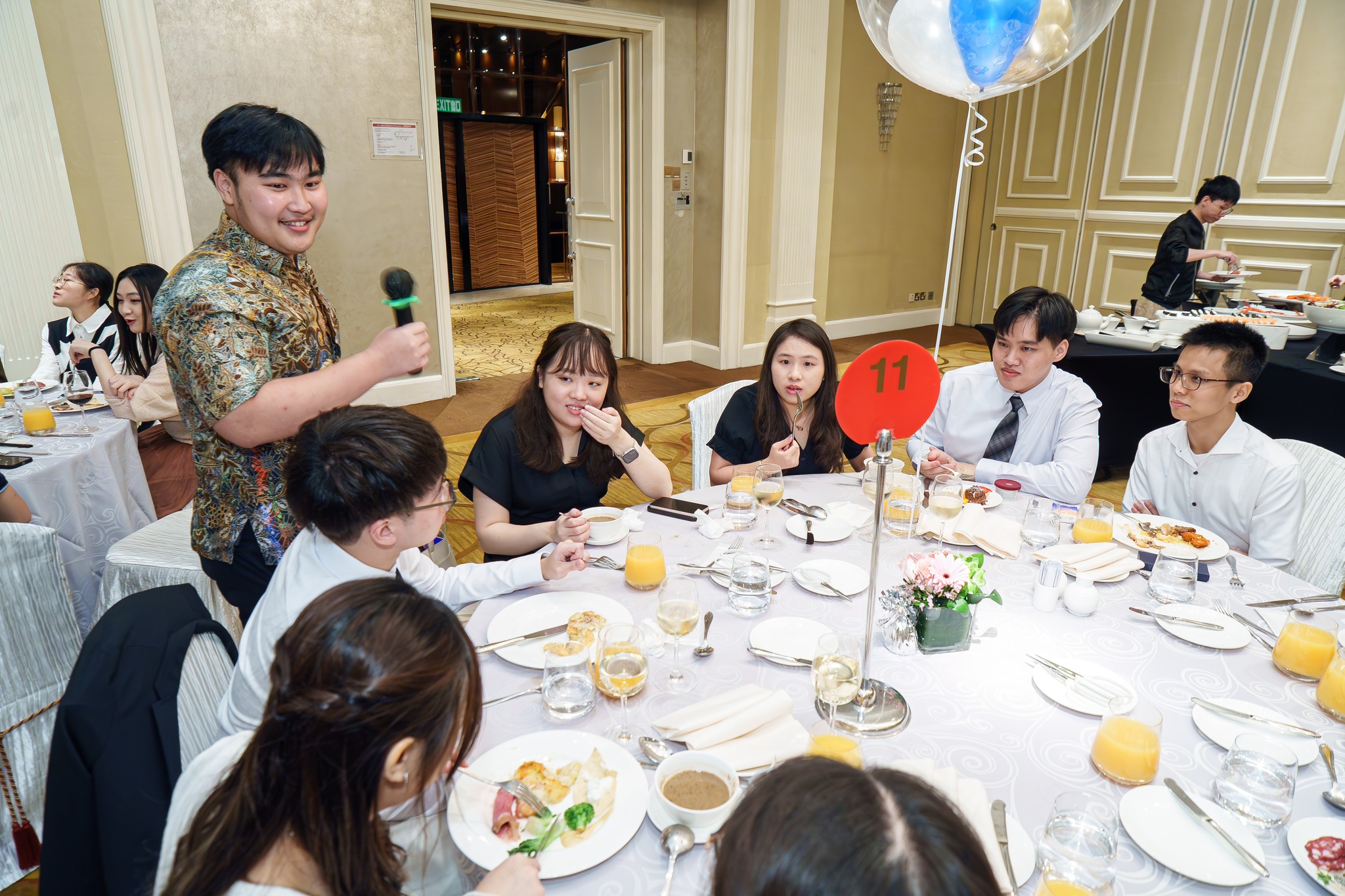 Campus tour with undergraduate students